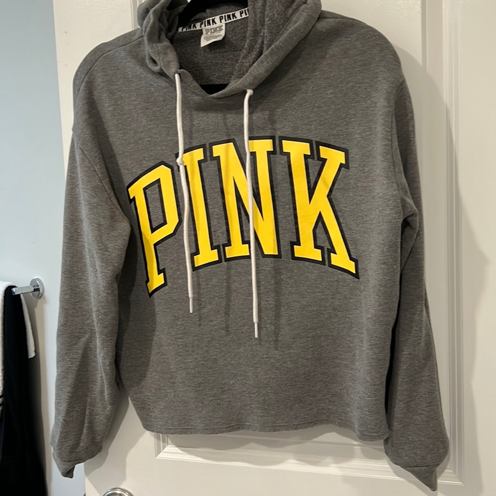 Pink crop pullover hoodie